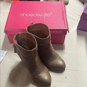 Shoe Dazzle Women's Brown Ankle Booties